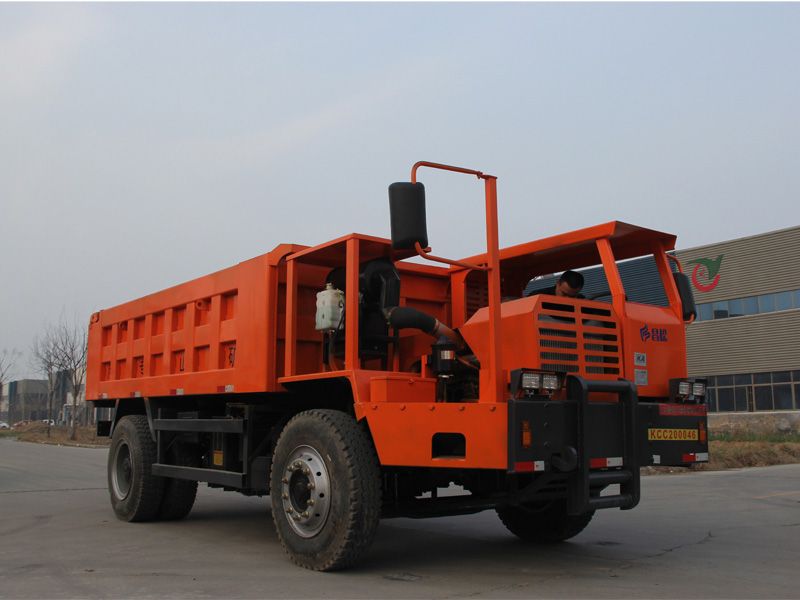 12噸四不像運(yùn)輸車(chē)